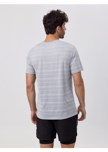 טישרט אקטיב