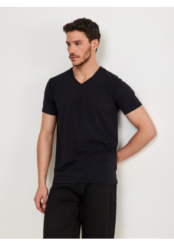 טישרט לייקרה וי