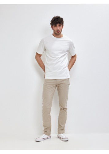 טישרט לייקרה עם רקמה