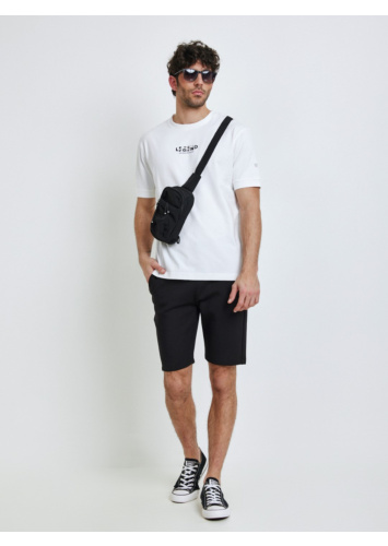 טישרט לייקרה חתכים