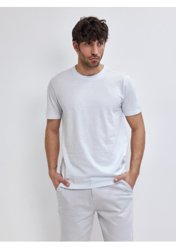 טישרט סלאב עם רקמה