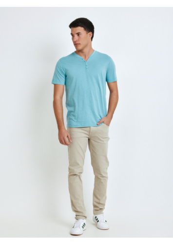 טישרט הנלי וי סלאב