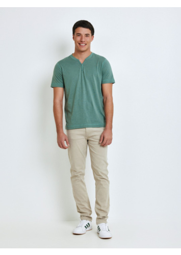 טישרט הנלי וי סלאב