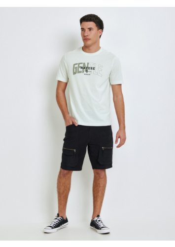 טישרט עם דפוס