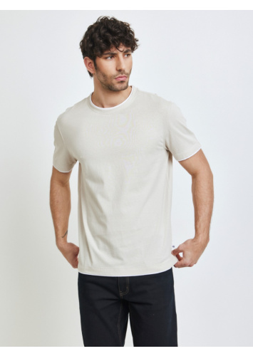 טישרט צווארון כפול