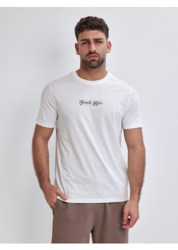 טישרט עם דפוס