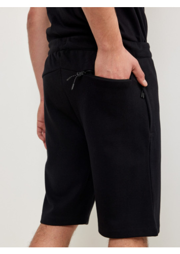 מכנסי אינטרלוק