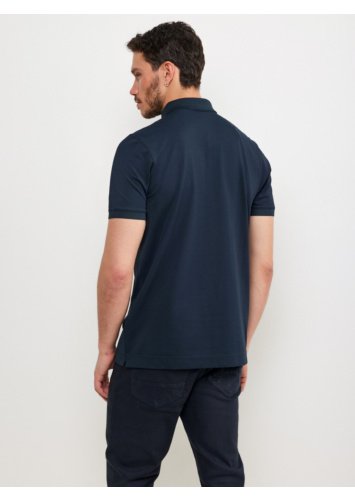 חולצת פולו עם כיס