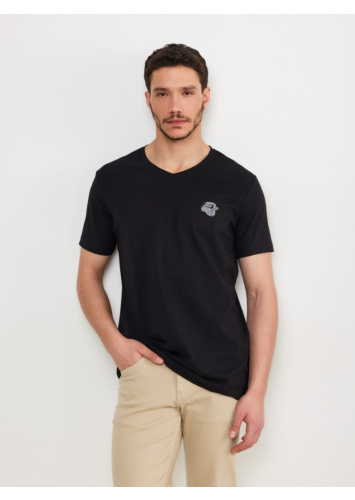 טישרט לייקרה וי עם דפוס