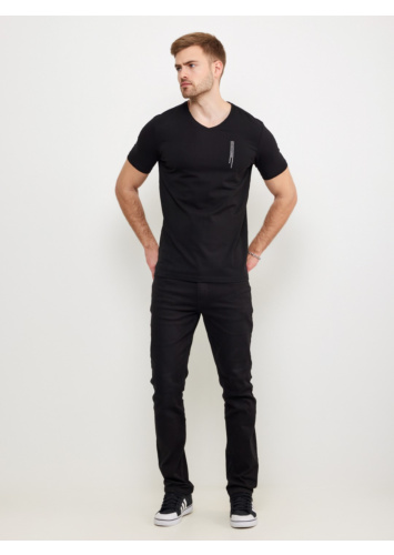 טישרט לייקרה וי עם דפוס