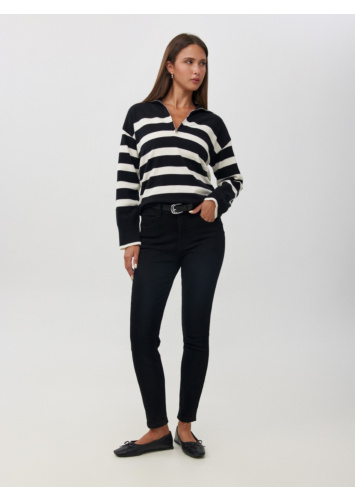 סריג פסים רוכסן