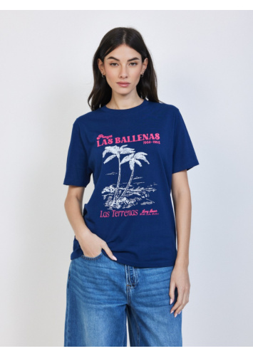 טישרט ריזורט