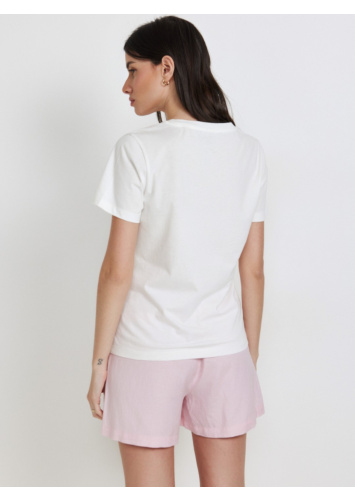 טי קרוליין מחשוף V