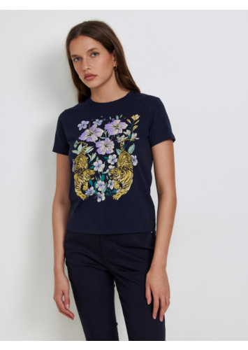 טי אוליביה ניקי