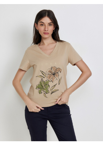 טי אוליביה מחשוף V