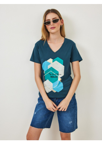 טי אוליביה מחשוף V