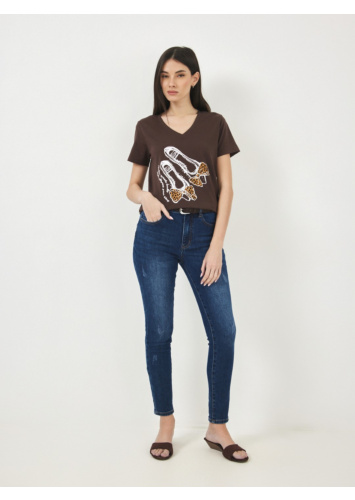 טי אוליביה מחשוף V