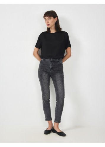 ג'ינס סקיני אבנים