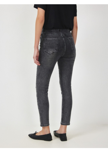 ג'ינס סקיני אבנים