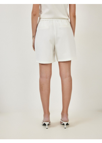 שורט קפלים אבזם