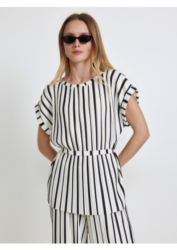 טוניקת פליסה איה