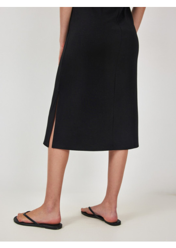 שמלת פנאי צמודה עם שליצים