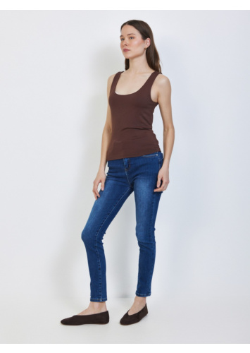 גופיה אלגנטית