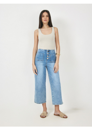 גופיה אלגנטית