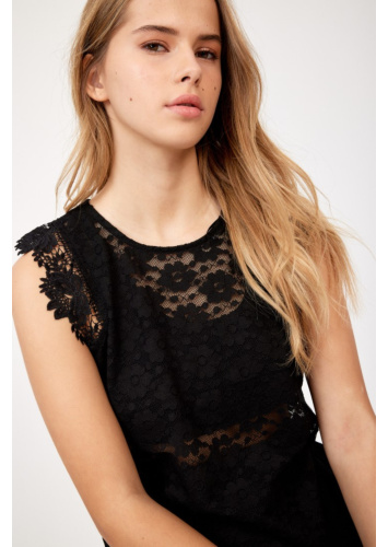 טופ תחרה ללא שרוול