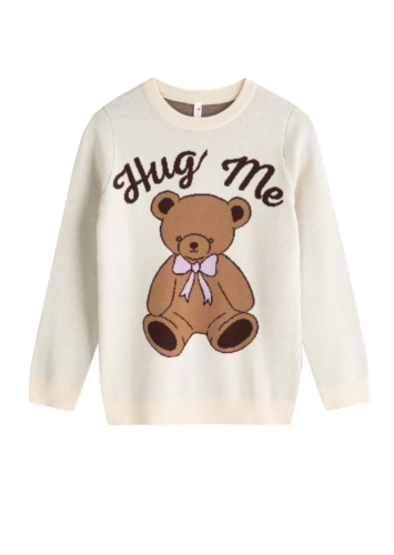 סוודר עם דוגמא סרוגה