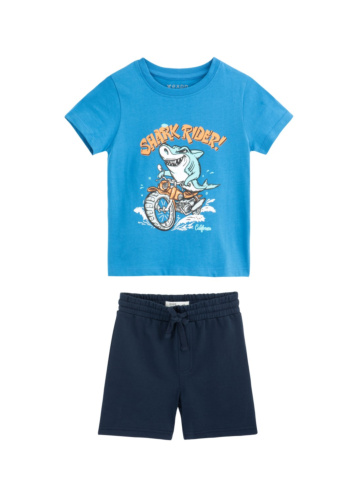 חליפת כריש על האופנוע