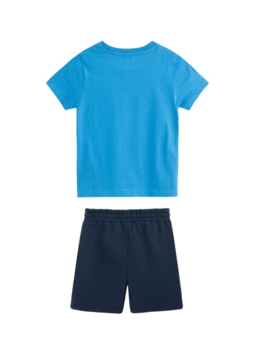 חליפת כריש על האופנוע