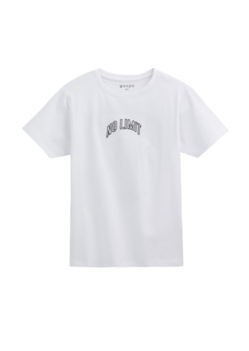 טי לייקרה עם פאטץ ודפוס