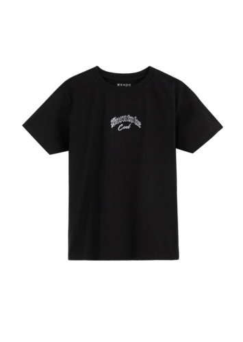 טי לייקרה עם פאטץ וריקמה