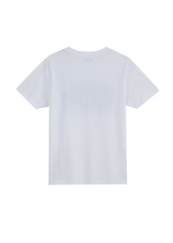 טי בייסיק עם דפוס