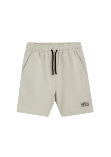 מכנס קצר מבד פיקה