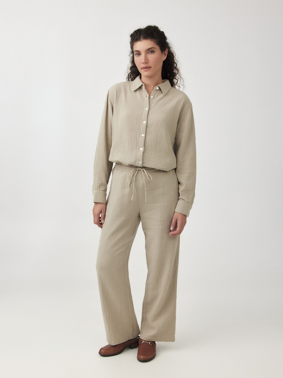 מכנסיים לוסיה