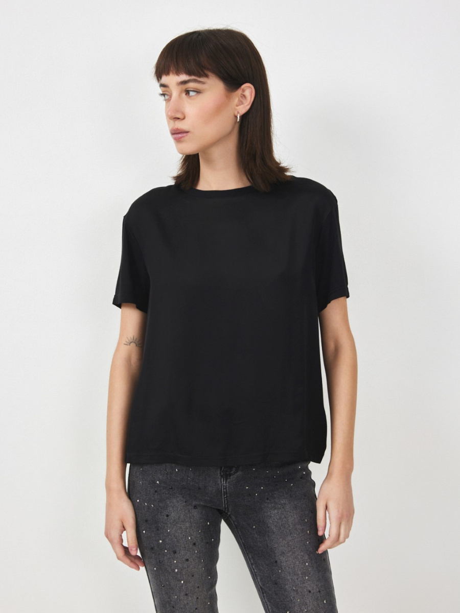 טישרט משולבת סאטן main product photo